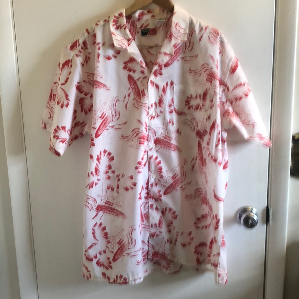 Cool & Fun Patterned Vintage Button Down Short Sleeve Shirt